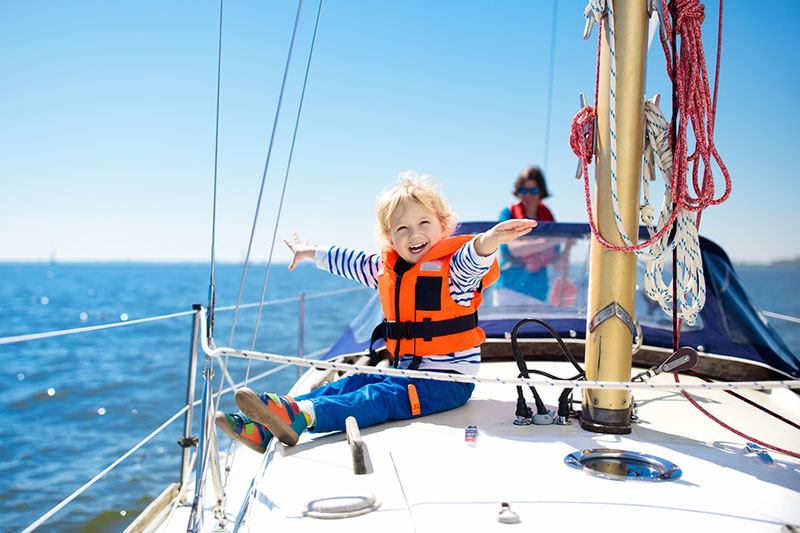 The Best Method for Importing a Vessel into Canada