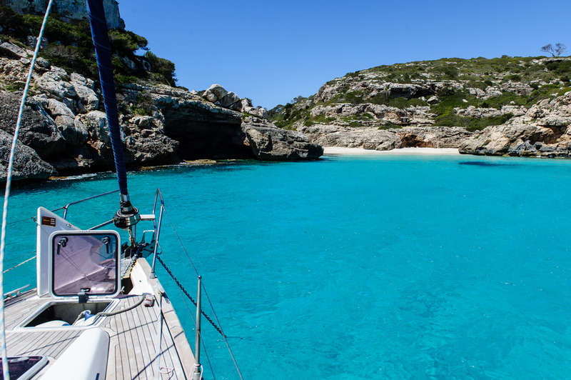 Bareboat Charters in Canada — What Are Bareboat Charters?