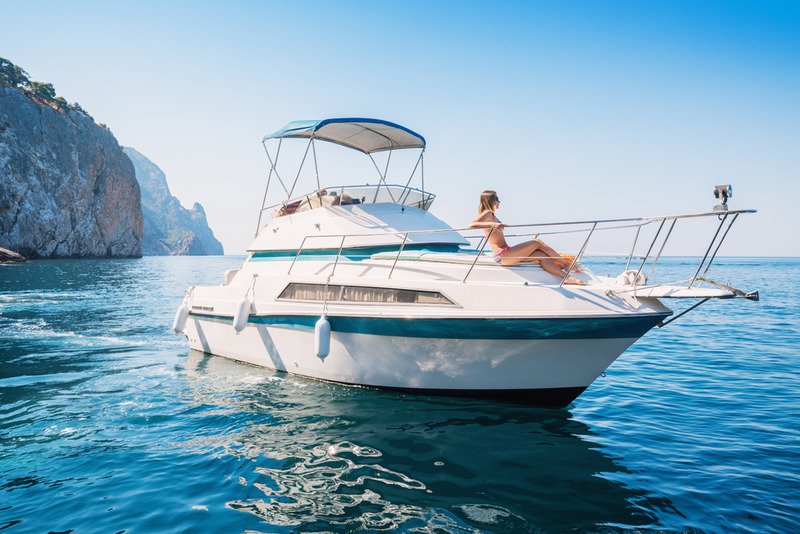 How the Ship Registry in Canada Works