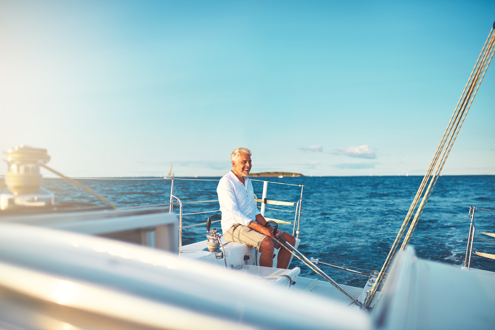 Your Qs Answered: Can a US Citizen Own a Registered Canadian Vessel?