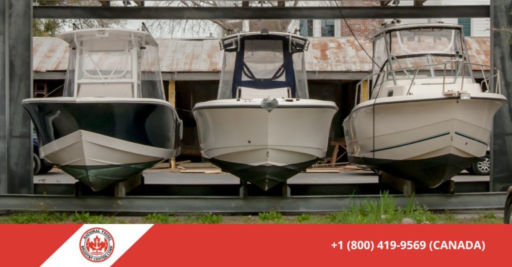 What Are the Boat Name and Port of Registry Marking Requirements?